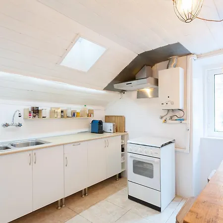 Bairrus - Alfama Iii 리스본